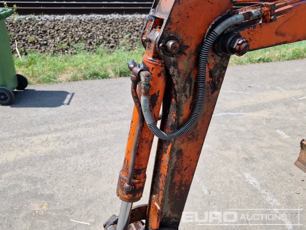 Mini excavator IHI IS10S-2: picture 20