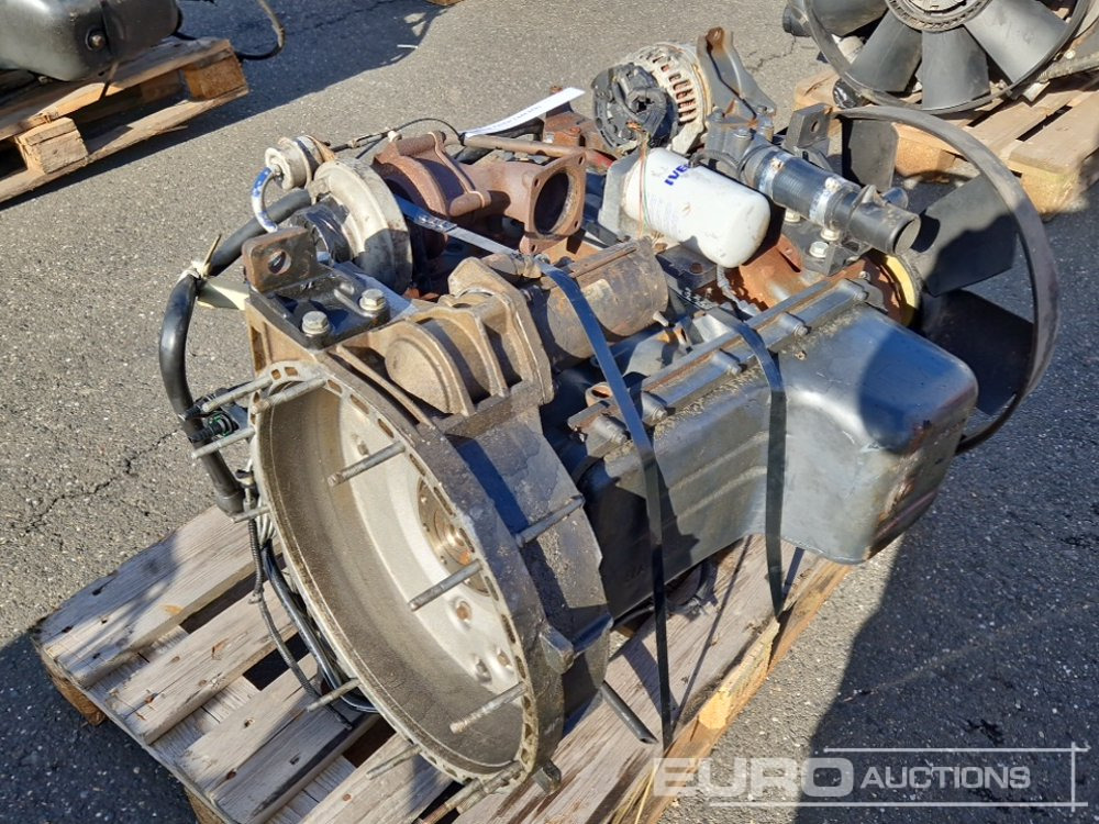 Iveco 4 Cylinder Turbo Diesel Engine - Engine: picture 1 Iveco 4 Cylinder Turbo Diesel Engine - Engine: picture 1