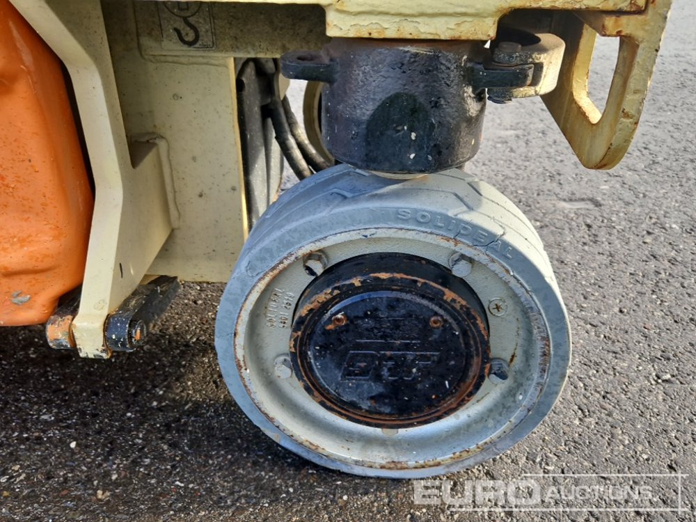 Scissor lift JLG 1930ES: picture 10 Scissor lift JLG 1930ES: picture 10