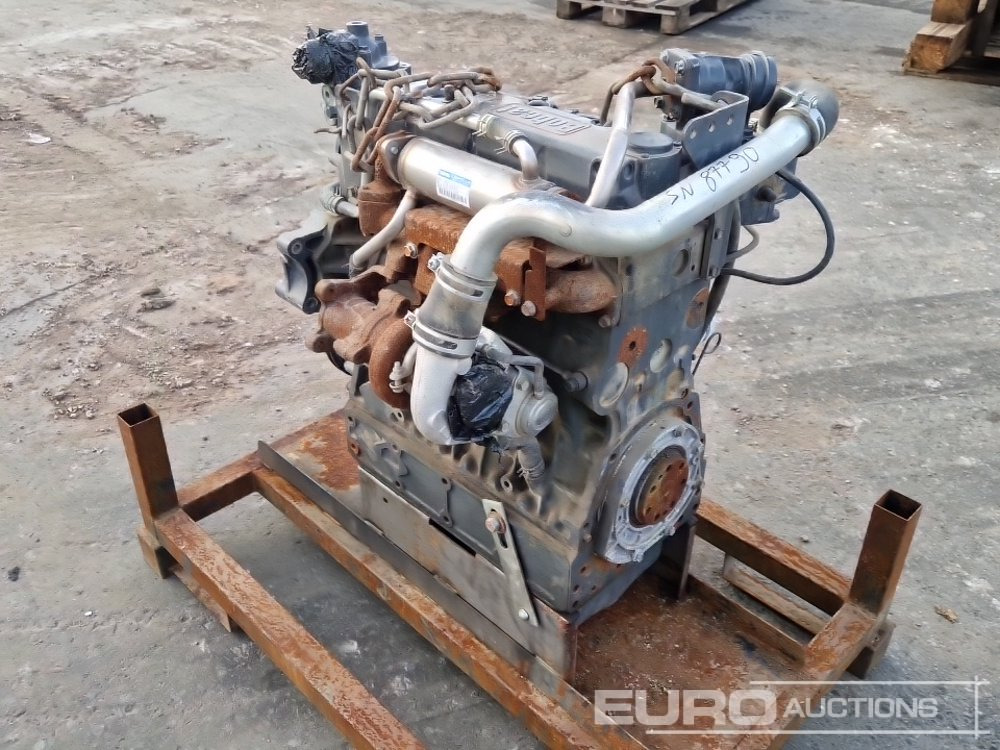 Kubota 4 Cylinder Turbo Diesel Engine - Engine: picture 4 Kubota 4 Cylinder Turbo Diesel Engine - Engine: picture 4