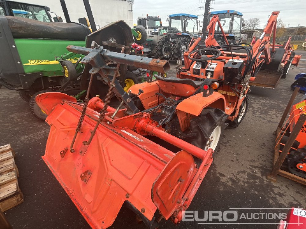 Kubota B1200 - Compact tractor: picture 5 Kubota B1200 - Compact tractor: picture 5