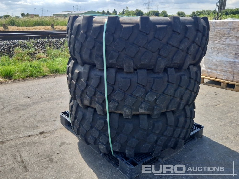 Michelin 415/80 R 685TR Tyres (3 of) - Tire: picture 4 Michelin 415/80 R 685TR Tyres (3 of) - Tire: picture 4