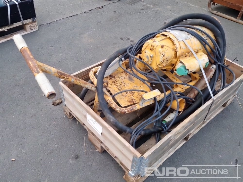 Mobile Frequency Converter + Concrete Poker - Asphalt machine: picture 3 Mobile Frequency Converter + Concrete Poker - Asphalt machine: picture 3