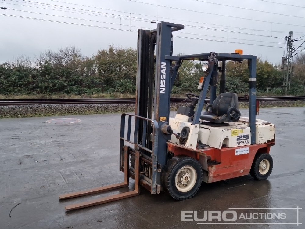 Nissan FJ02A25U - Forklift: picture 1 Nissan FJ02A25U - Forklift: picture 1