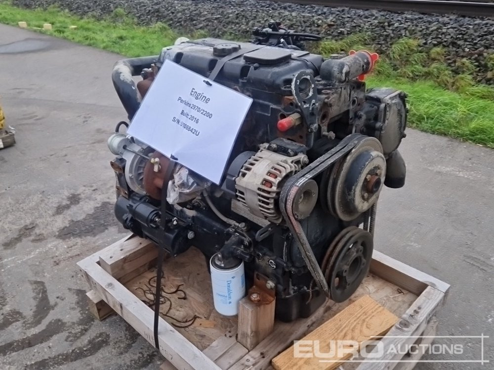 Perkins 4 Cylinder Turbo Diesel Engine - Engine: picture 2 Perkins 4 Cylinder Turbo Diesel Engine - Engine: picture 2
