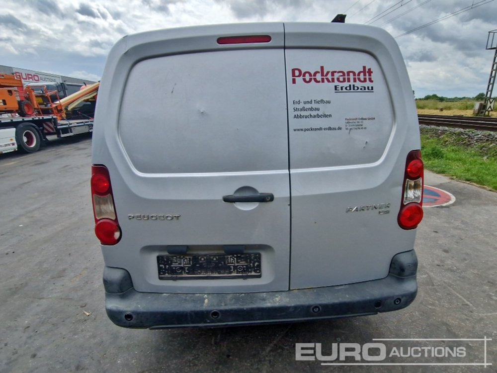 Peugeot Partner - Small van: picture 4 Peugeot Partner - Small van: picture 4