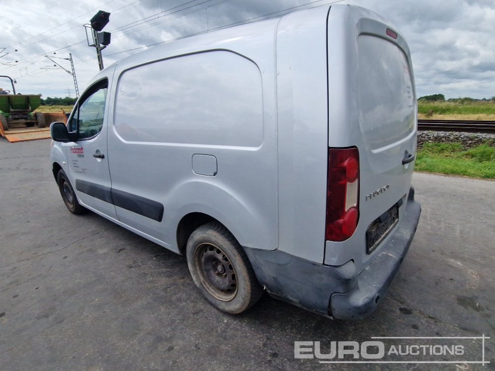 Peugeot Partner - Small van: picture 3 Peugeot Partner - Small van: picture 3