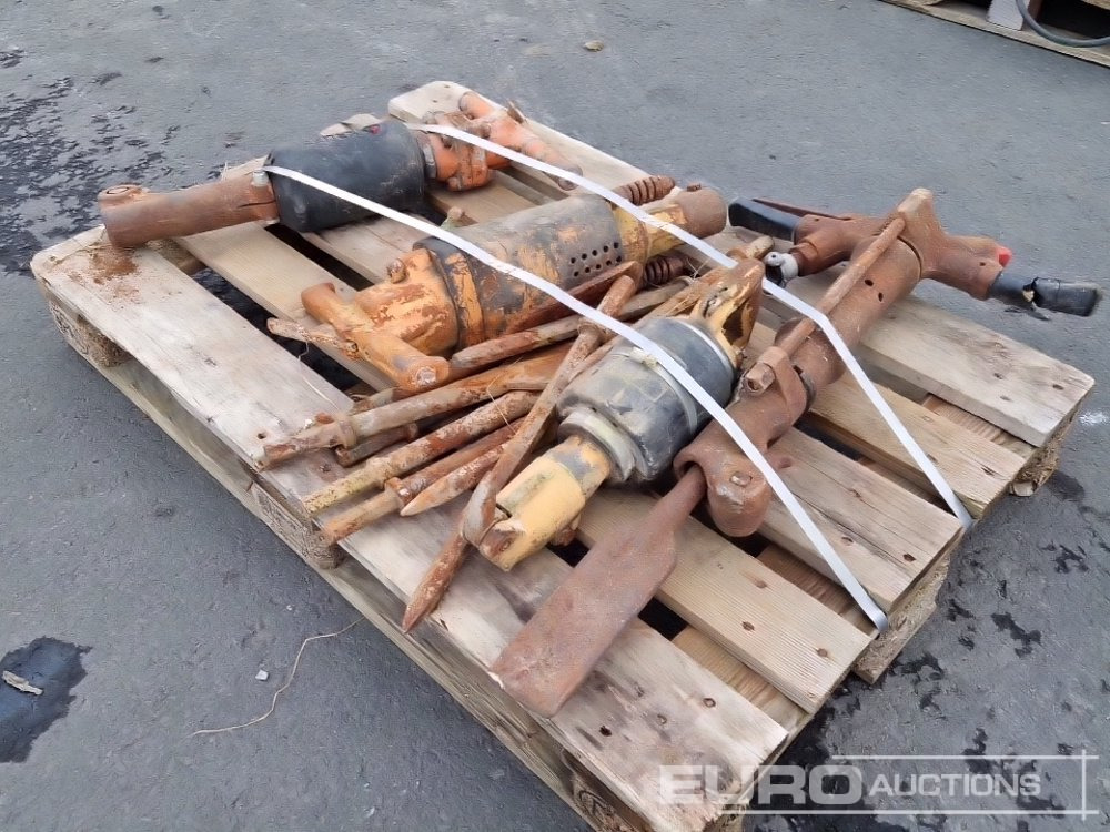 Pneumatic Breaker (4 of) + Chisels - Asphalt machine: picture 5 Pneumatic Breaker (4 of) + Chisels - Asphalt machine: picture 5