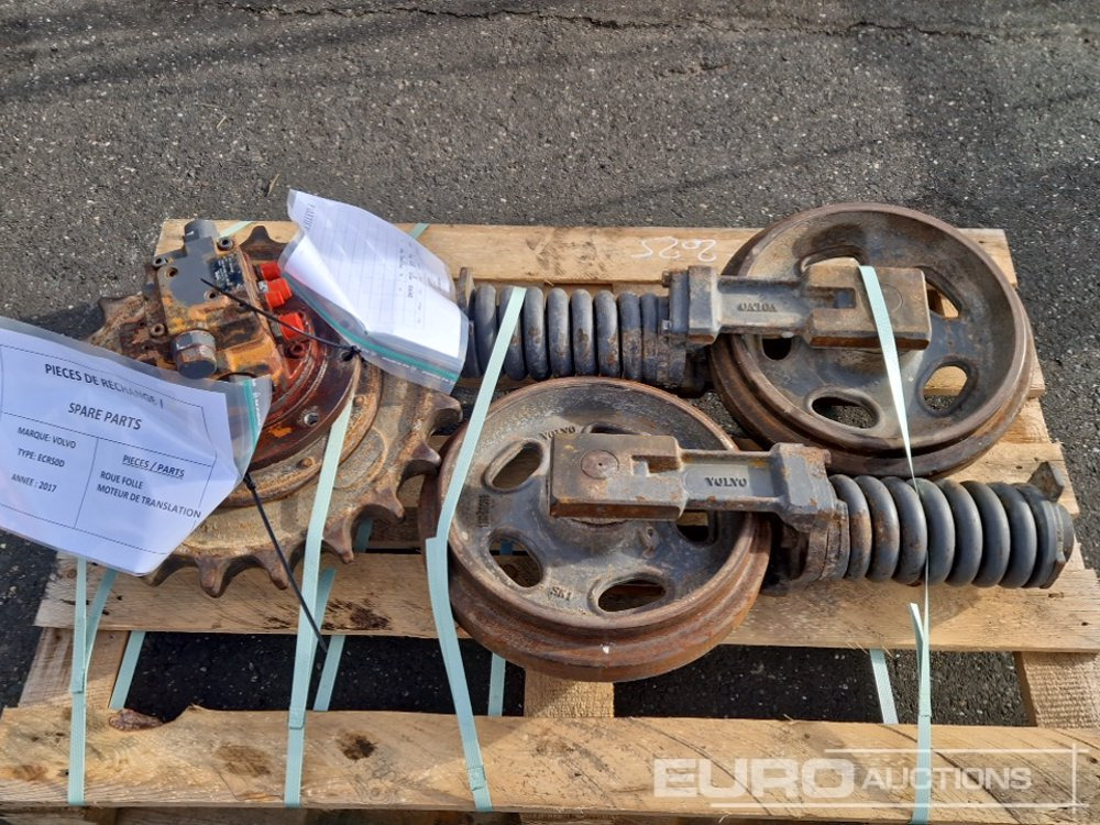 Idler (2 of) + Final Drive to suit Volvo ECR50D - Spare parts for Excavator: picture 1 Idler (2 of) + Final Drive to suit Volvo ECR50D - Spare parts for Excavator: picture 1