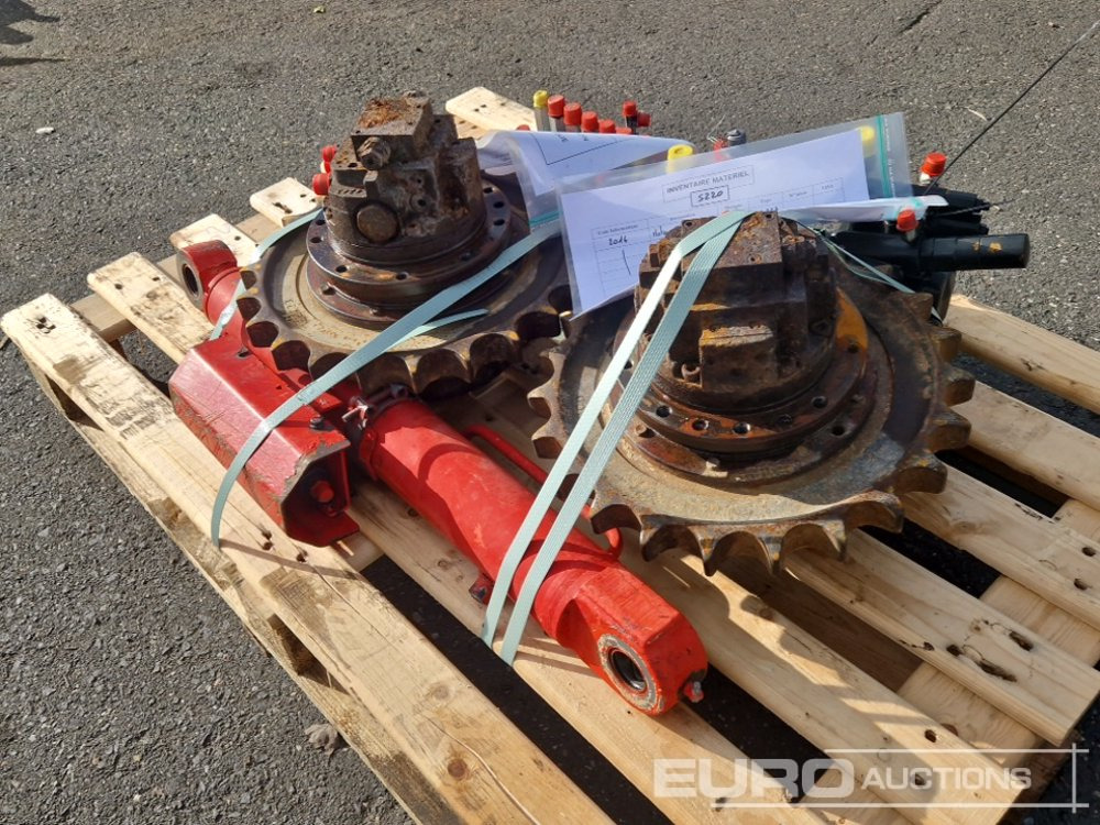 Spare Parts, Final Drive (2 of) Hydraulic Pump, Hydraulic Block, Cylinder to suit Volvo ECR25D - Spare parts for Excavator: picture 3 Spare Parts, Final Drive (2 of) Hydraulic Pump, Hydraulic Block, Cylinder to suit Volvo ECR25D - Spare parts for Excavator: picture 3
