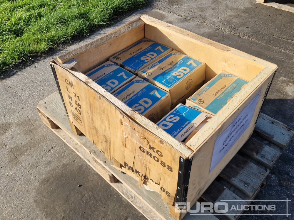 Unused Sanden SD7H15 Compressor for AC (6 of) - Spare parts: picture 1 Unused Sanden SD7H15 Compressor for AC (6 of) - Spare parts: picture 1