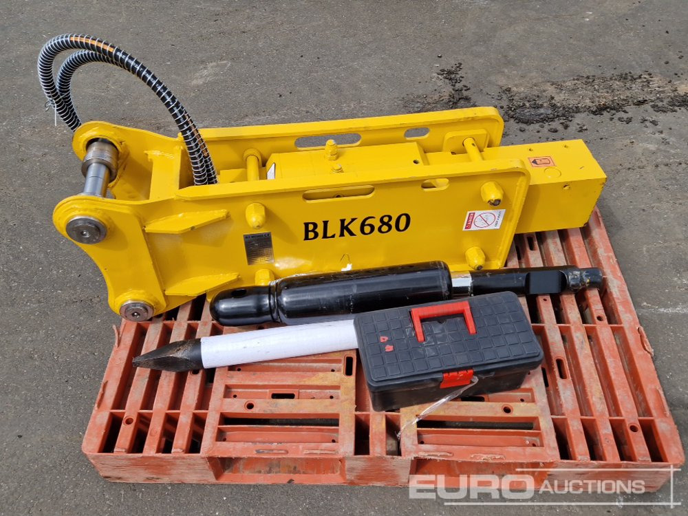Unused 2025 BLK 680 - Hydraulic hammer: picture 1 Unused 2025 BLK 680 - Hydraulic hammer: picture 1
