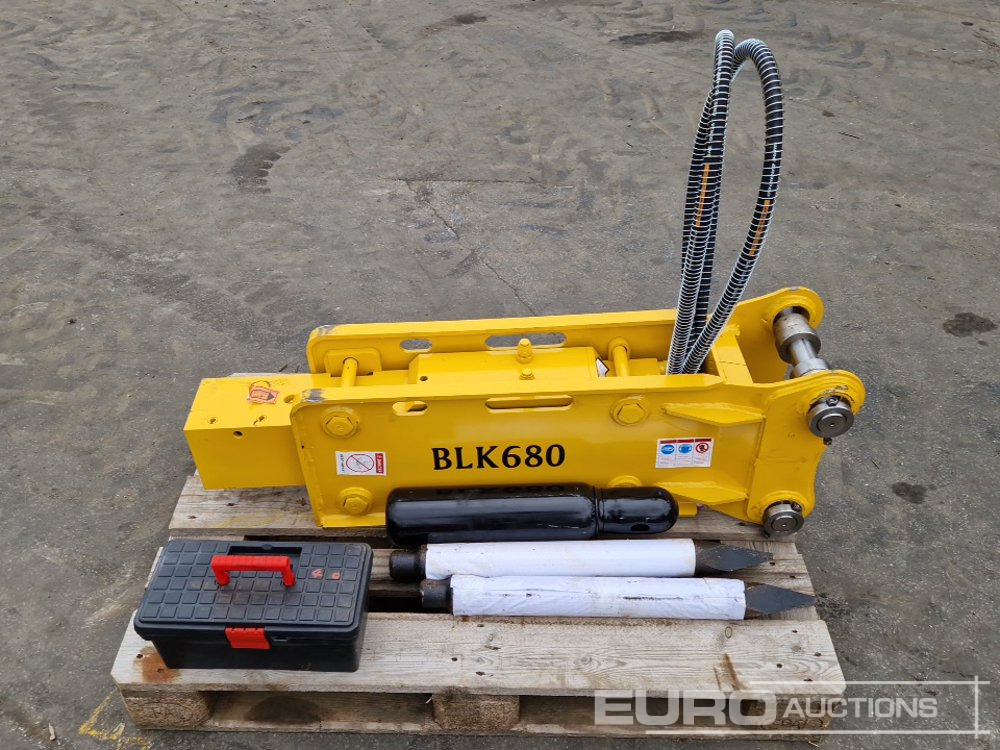 Unused 2025 BLK 680 - Hydraulic hammer: picture 1 Unused 2025 BLK 680 - Hydraulic hammer: picture 1
