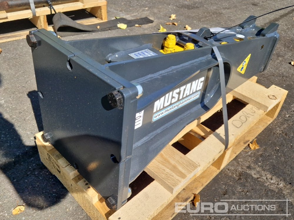 Unused 2025 Mustang HM152 - Hydraulic hammer: picture 3 Unused 2025 Mustang HM152 - Hydraulic hammer: picture 3