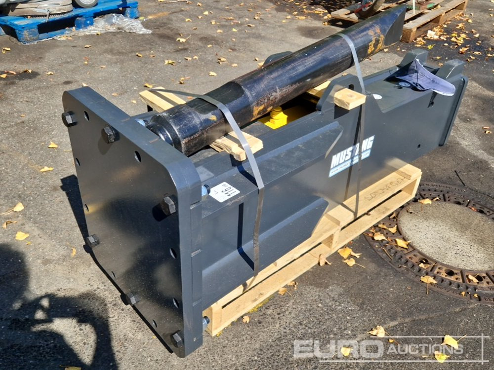 Unused 2025 Mustang HM1802 - Hydraulic hammer: picture 3 Unused 2025 Mustang HM1802 - Hydraulic hammer: picture 3