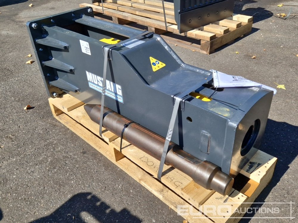 Unused 2025 Mustang HM550 - Hydraulic hammer: picture 4 Unused 2025 Mustang HM550 - Hydraulic hammer: picture 4
