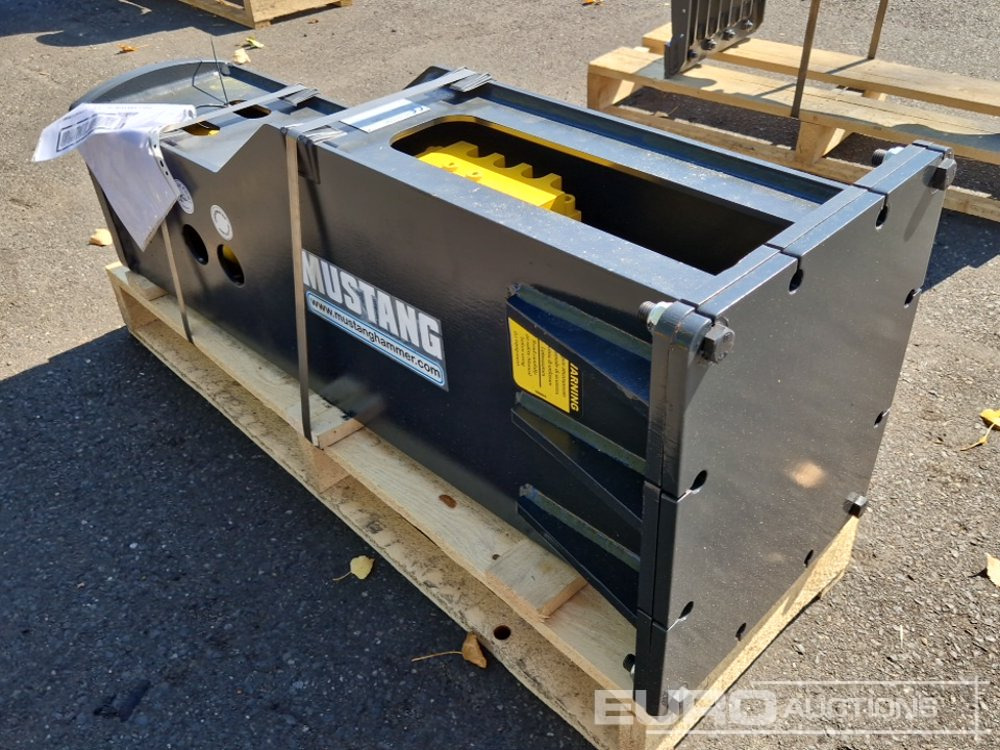 Unused 2025 Mustang HM550 - Hydraulic hammer: picture 2 Unused 2025 Mustang HM550 - Hydraulic hammer: picture 2
