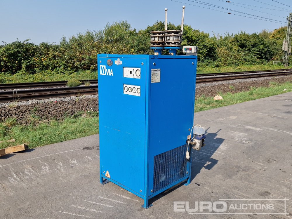 VIA Air Conditioning Unit - Air compressor: picture 1 VIA Air Conditioning Unit - Air compressor: picture 1