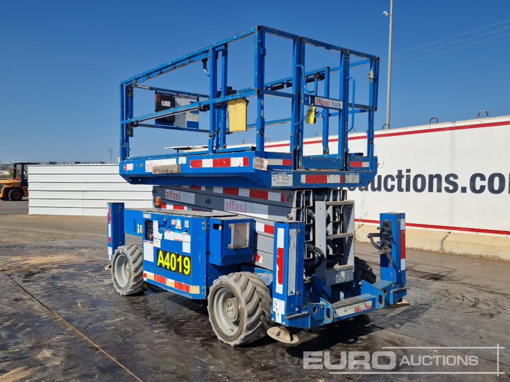 2012 Genie GS4069RT - Aerial platform: picture 3 2012 Genie GS4069RT - Aerial platform: picture 3