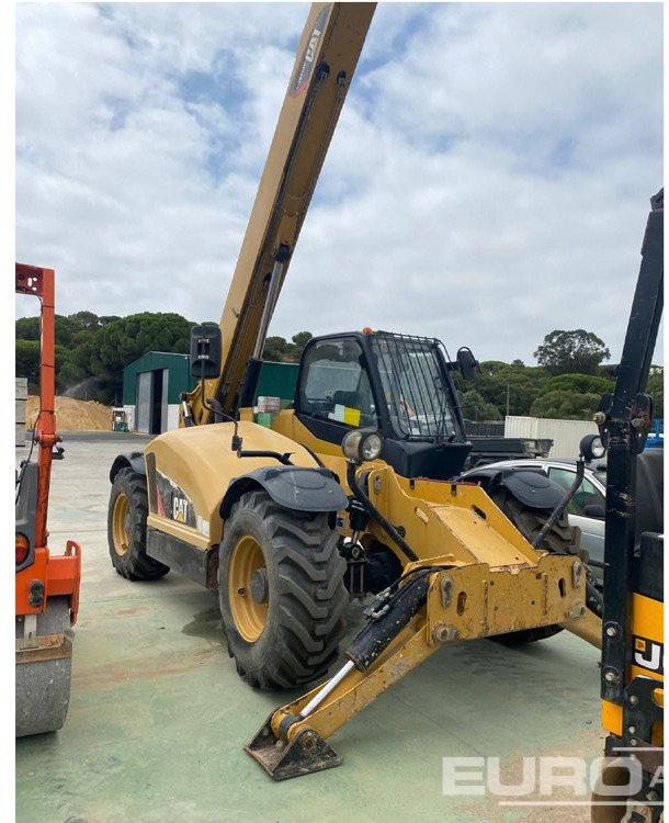 2014 CAT TH414C - Telescopic handler: picture 5 2014 CAT TH414C - Telescopic handler: picture 5