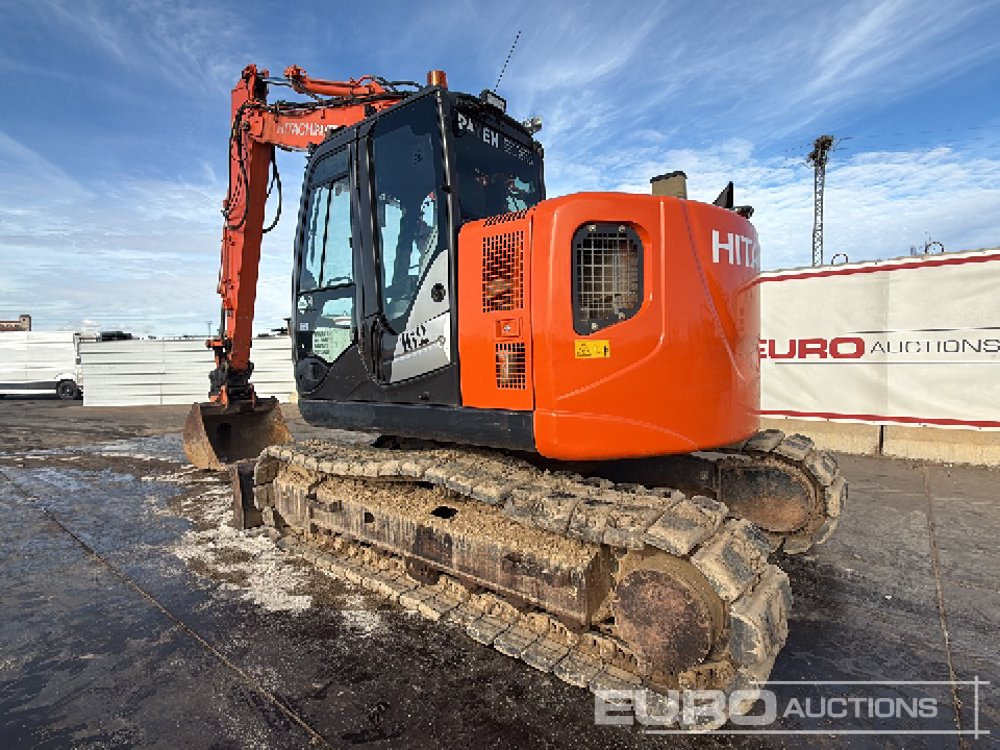 2016 Hitachi ZX135US-5B - Crawler excavator: picture 3 2016 Hitachi ZX135US-5B - Crawler excavator: picture 3