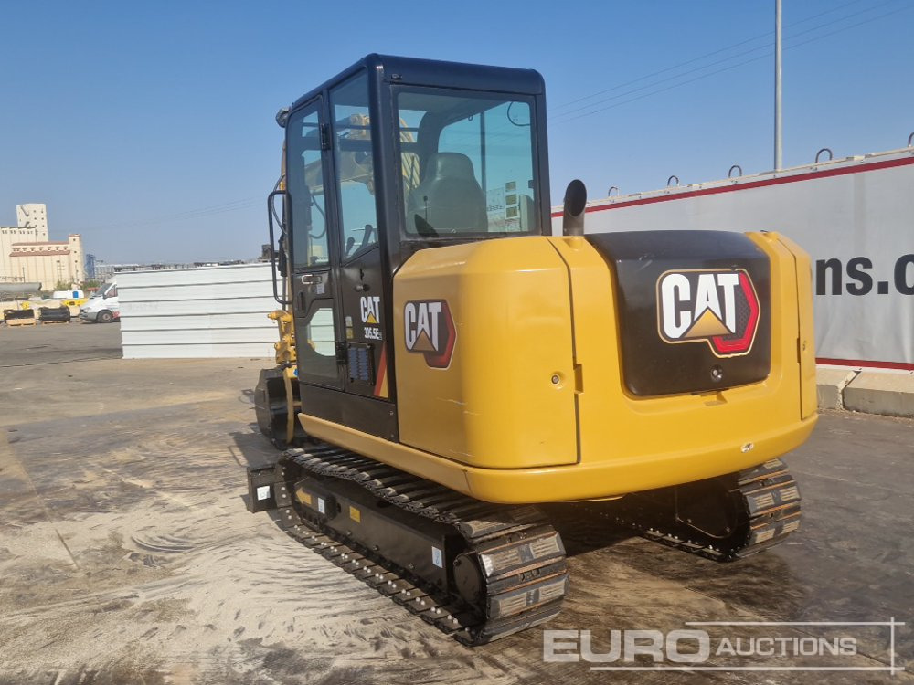2019 CAT 305.5 E2 - Mini excavator: picture 3 2019 CAT 305.5 E2 - Mini excavator: picture 3