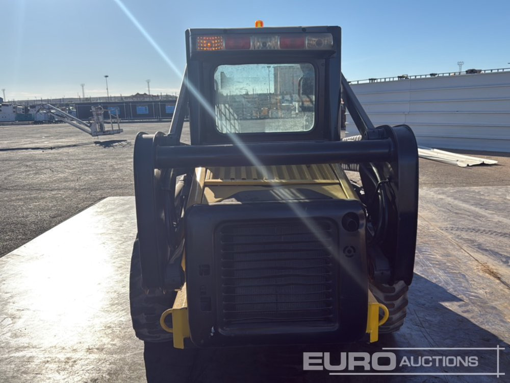 New Holland L160 - Skid steer loader: picture 4 New Holland L160 - Skid steer loader: picture 4