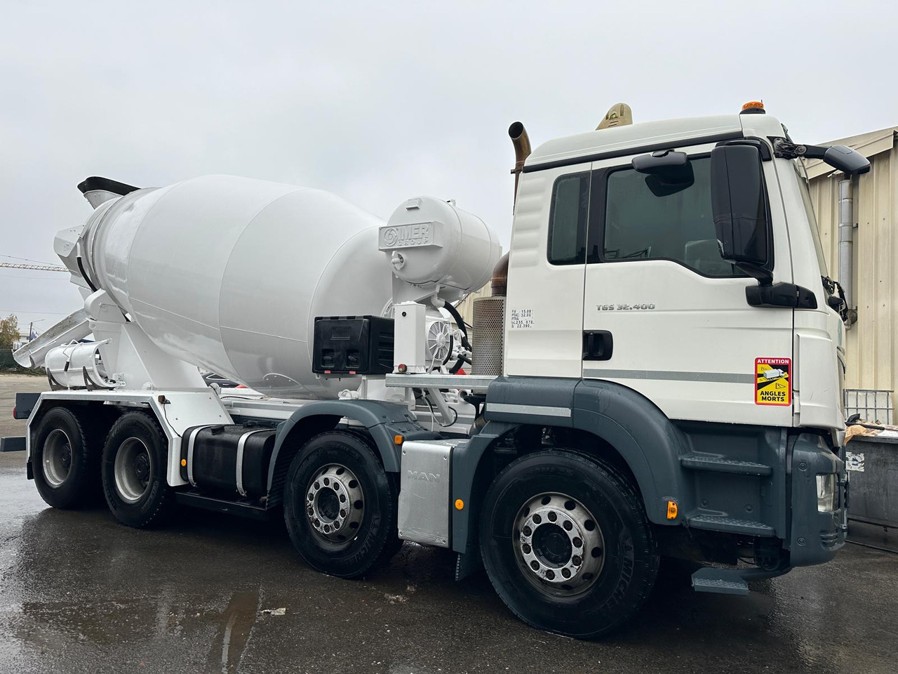 Camion béton MAN TGS 32.400 EC-042-BX - Concrete mixer truck: picture 3 Camion béton MAN TGS 32.400 EC-042-BX - Concrete mixer truck: picture 3
