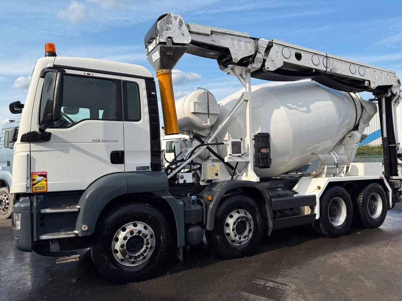 MAN TGS 32.400 - Concrete mixer truck: picture 1 MAN TGS 32.400 - Concrete mixer truck: picture 1