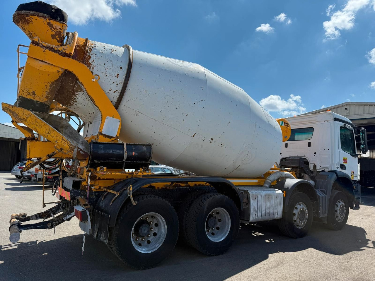 Mercedes-Benz Arocs 3240 - Concrete mixer truck: picture 5 Mercedes-Benz Arocs 3240 - Concrete mixer truck: picture 5