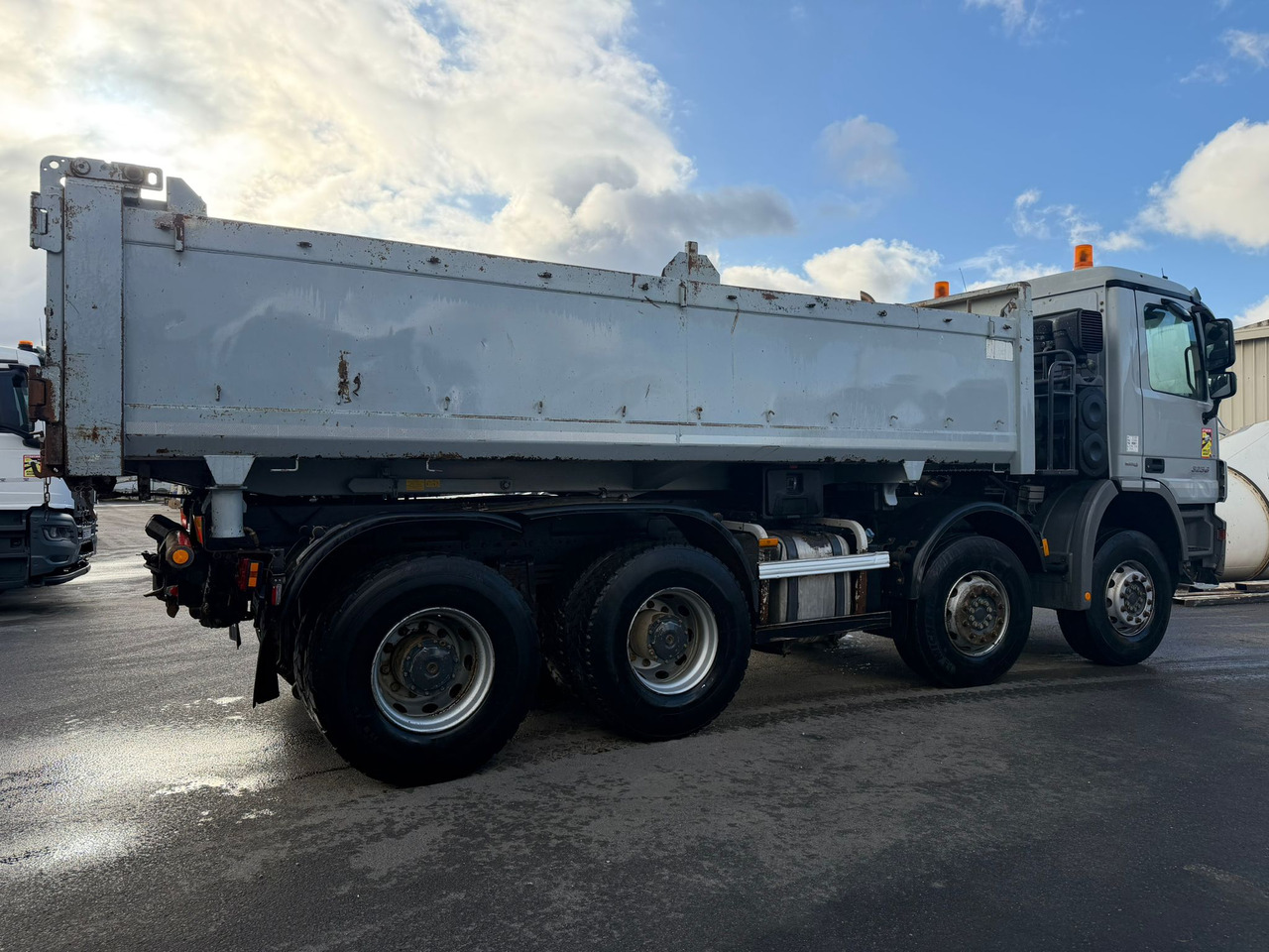 Camion porteur bi-benne AX-614-PE - Other machinery: picture 5 Camion porteur bi-benne AX-614-PE - Other machinery: picture 5