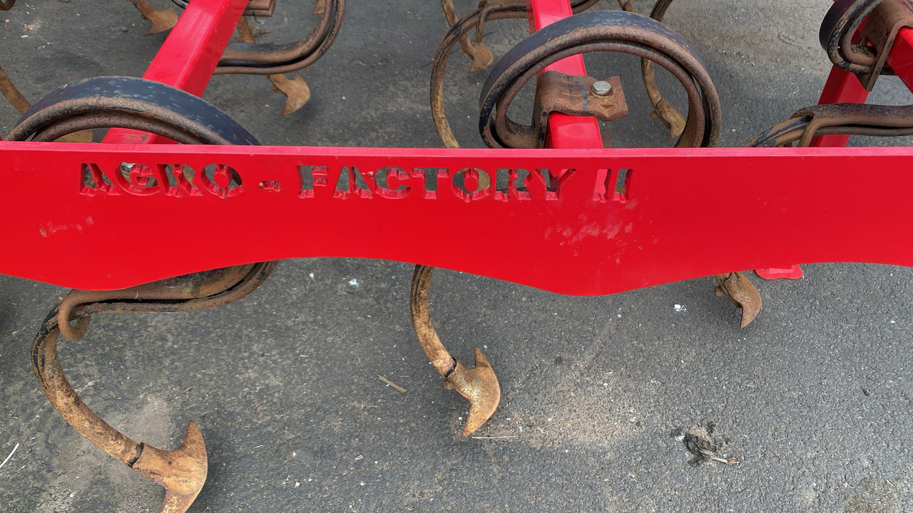 Agro Factory Cris 6 Grossfederzinkenegge - Harrow: picture 3 Agro Factory Cris 6 Grossfederzinkenegge - Harrow: picture 3