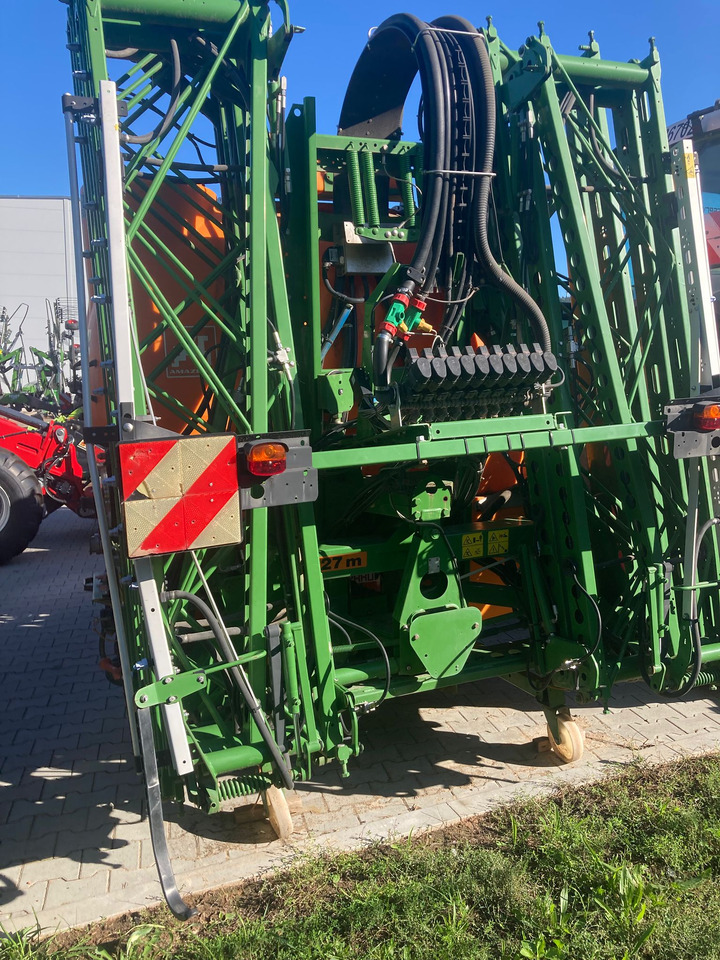 Amazone UF 1801 - Tractor mounted sprayer: picture 4 Amazone UF 1801 - Tractor mounted sprayer: picture 4