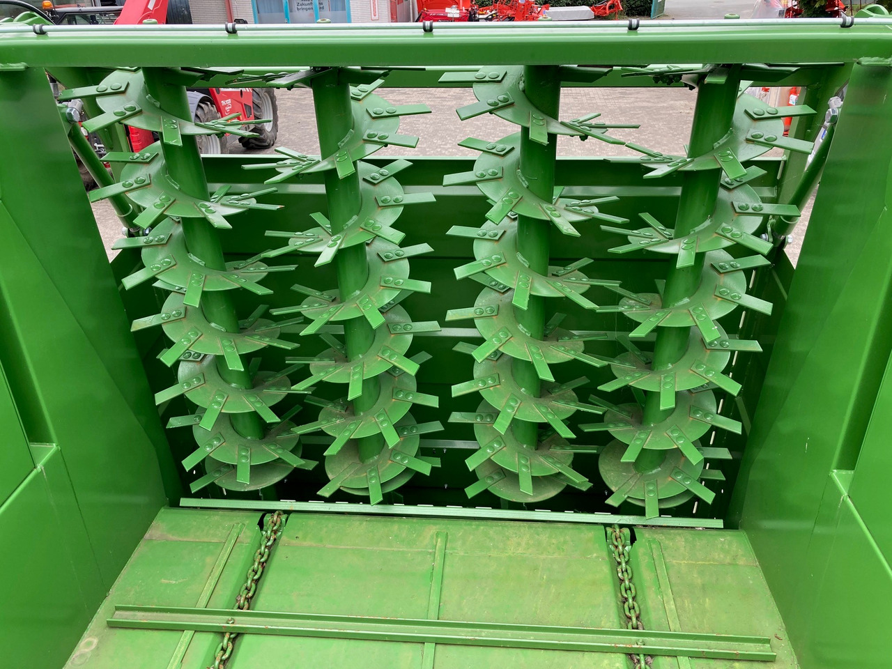 Bergmann Dungstreuer M 1080 SW - Fertilizer spreader: picture 3 Bergmann Dungstreuer M 1080 SW - Fertilizer spreader: picture 3