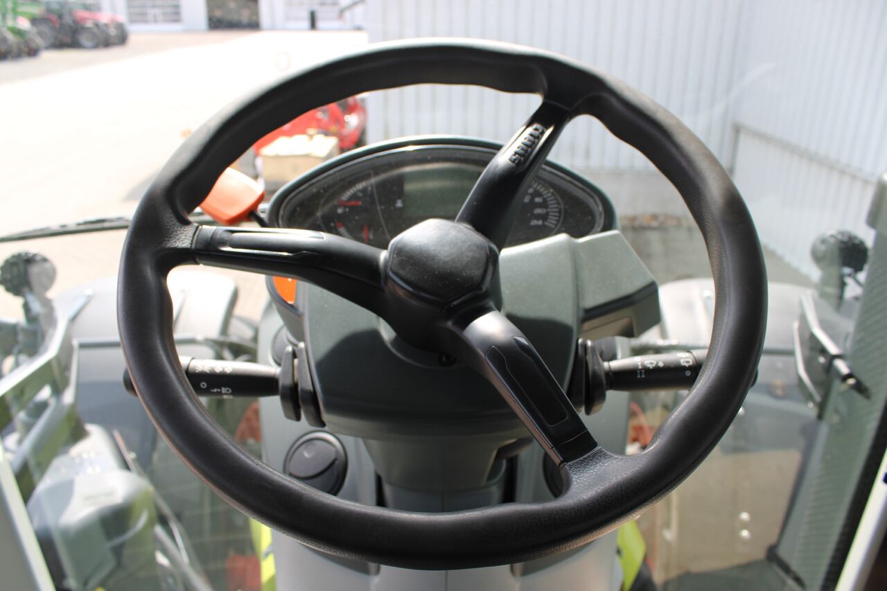 Claas Axion 950 Cmatic - Farm tractor: picture 2 Claas Axion 950 Cmatic - Farm tractor: picture 2