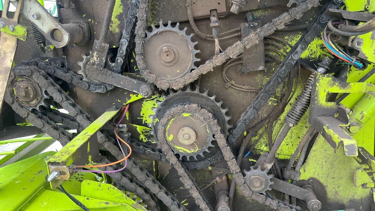 Claas Rollant 255 UniWrap - Hay and forage equipment: picture 3 Claas Rollant 255 UniWrap - Hay and forage equipment: picture 3