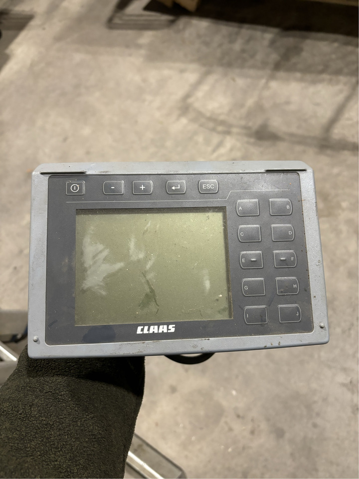 Claas Rollant 520 RC - Hay and forage equipment: picture 2 Claas Rollant 520 RC - Hay and forage equipment: picture 2