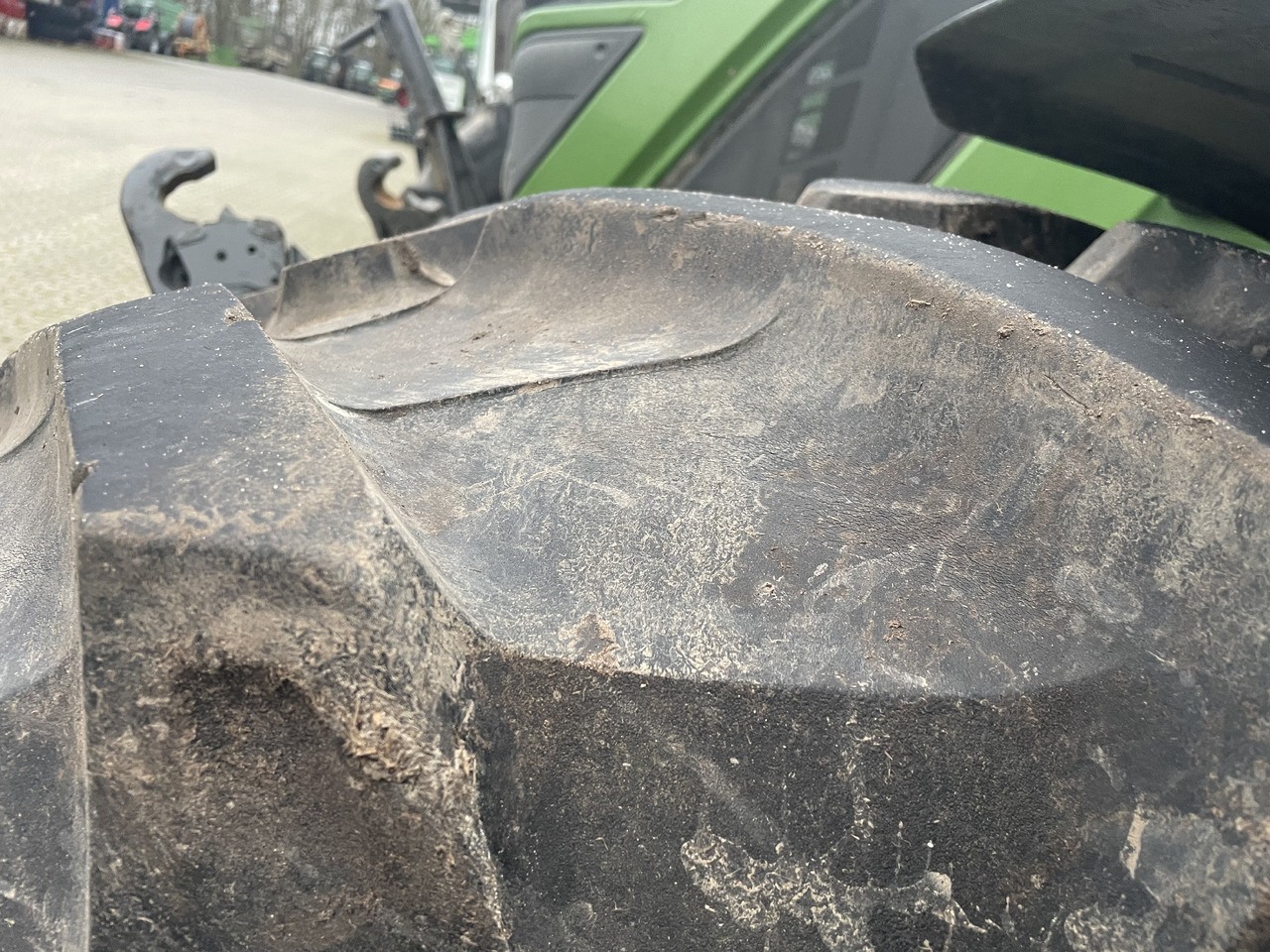 Farm tractor Fendt 718 Power Plus: picture 7