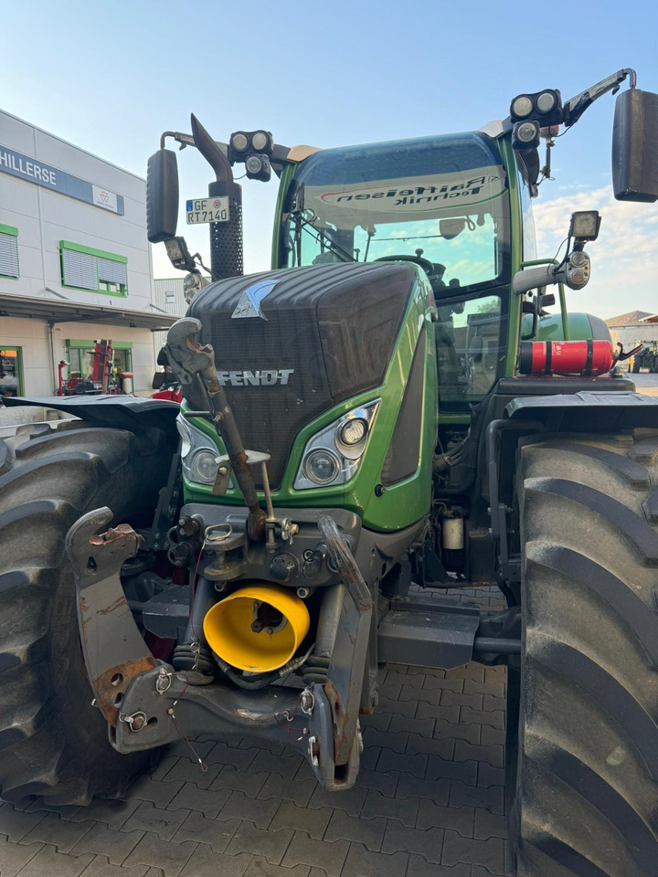 Fendt 718 Vario S4 ProfiPlus - Farm tractor: picture 3 Fendt 718 Vario S4 ProfiPlus - Farm tractor: picture 3