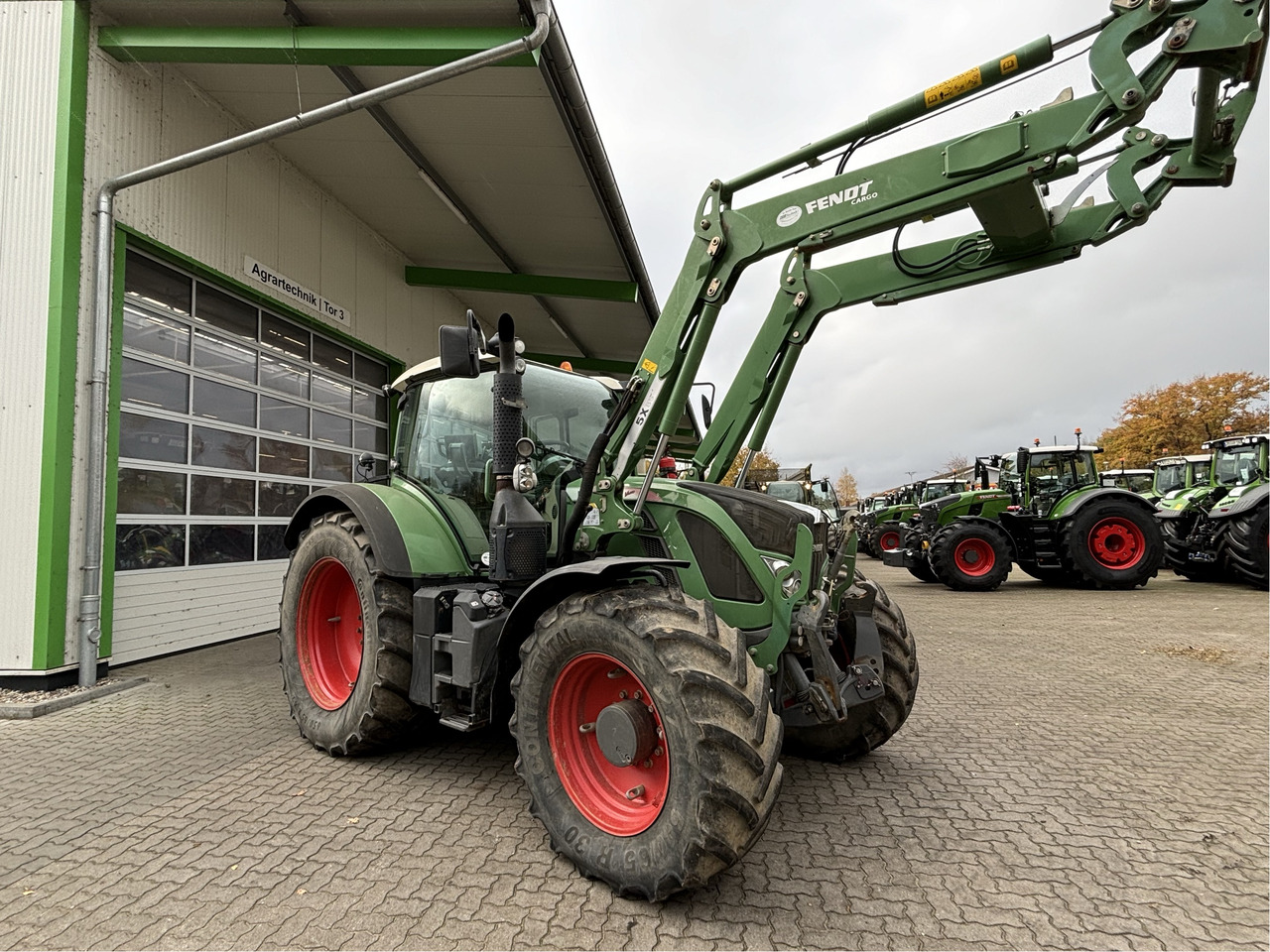 Fendt 722 Vario SCR ProfiPlus - Farm tractor: picture 1 Fendt 722 Vario SCR ProfiPlus - Farm tractor: picture 1