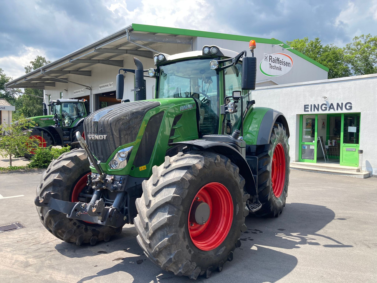 Fendt 826 Vario S4 Profi - Farm tractor: picture 1 Fendt 826 Vario S4 Profi - Farm tractor: picture 1