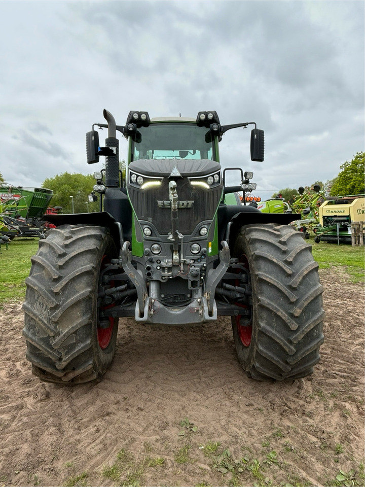 Farm tractor Fendt 942 Vario Gen6 ProfiPlus: picture 9