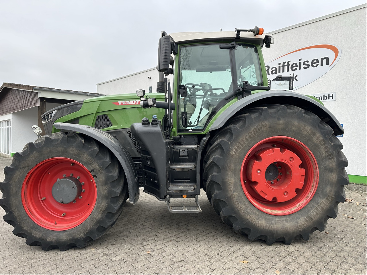 Fendt 942 Vario Gen6 ProfiPlus Motor NEU - Farm tractor: picture 4 Fendt 942 Vario Gen6 ProfiPlus Motor NEU - Farm tractor: picture 4