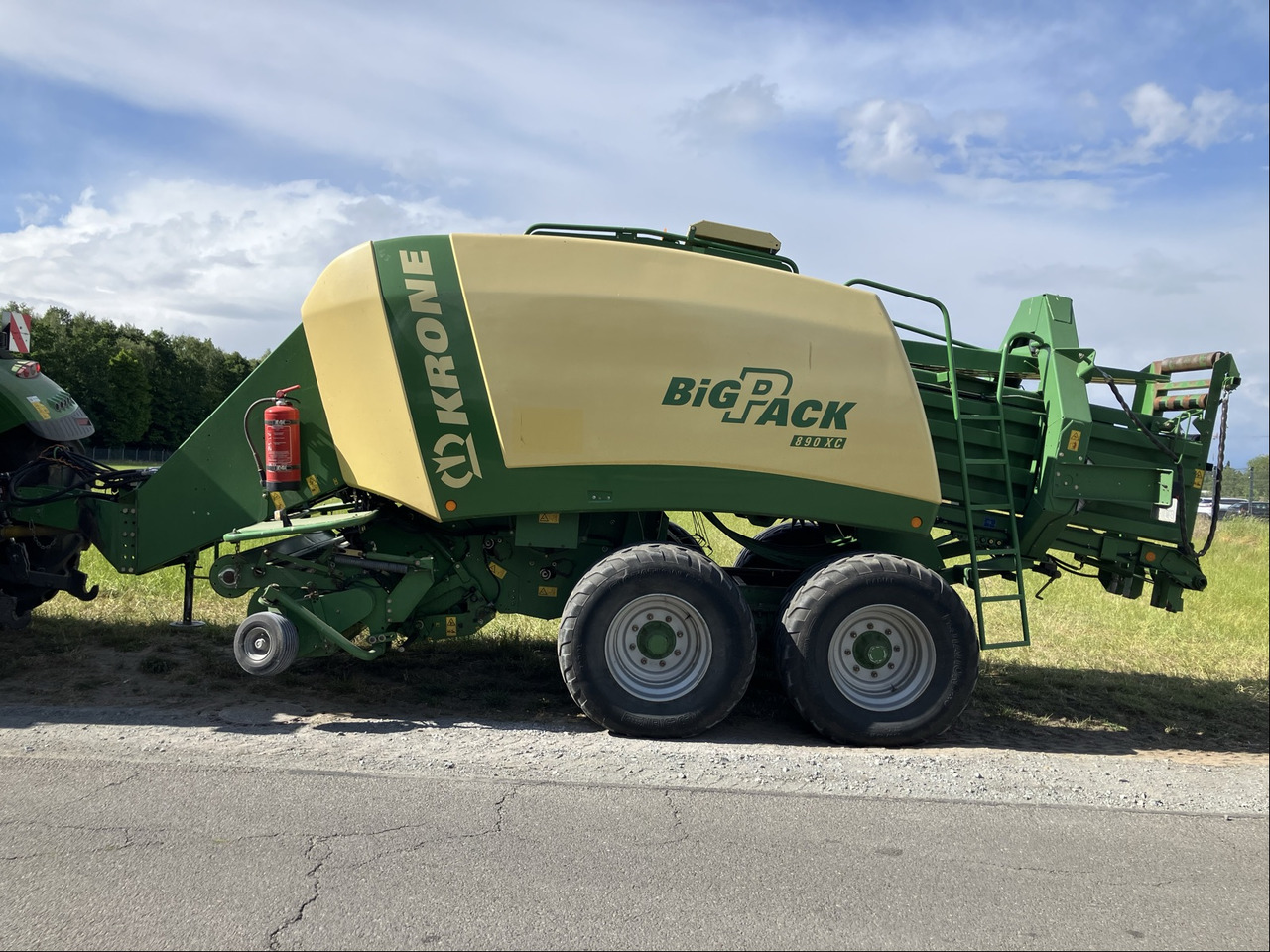 Krone Big Pack 890 XC - Square baler: picture 1 Krone Big Pack 890 XC - Square baler: picture 1