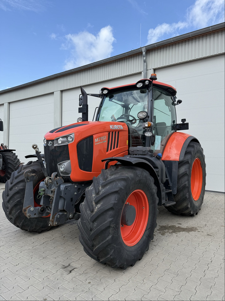 Kubota M 7151 KVT - Farm tractor: picture 1 Kubota M 7151 KVT - Farm tractor: picture 1