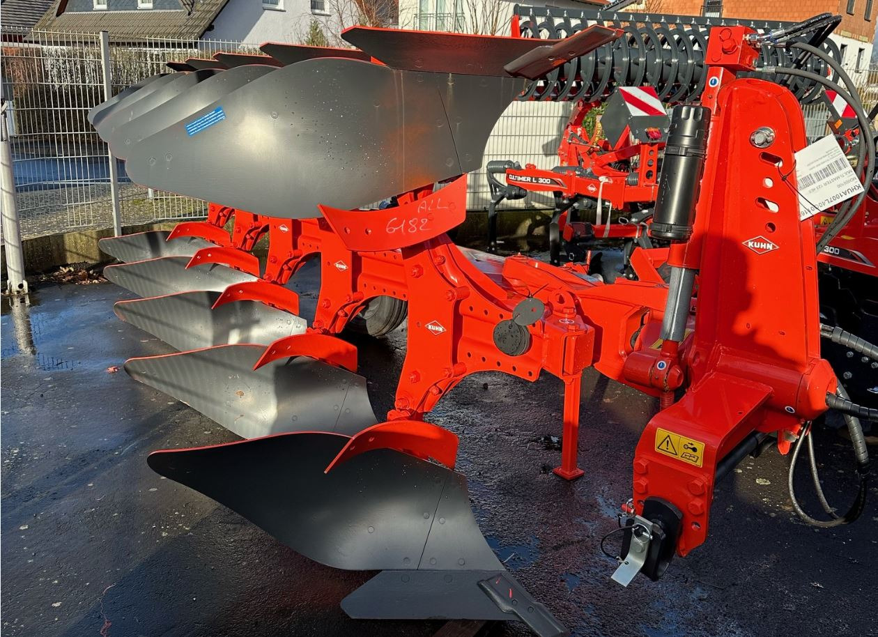 Kuhn MULTI-MASTER 123 5 (4E 1) - Plow: picture 1 Kuhn MULTI-MASTER 123 5 (4E 1) - Plow: picture 1
