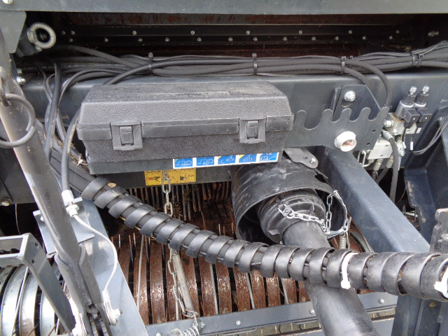 Kuhn VBP 3195 OC23 Press-Wickelkomb - Hay and forage equipment: picture 3 Kuhn VBP 3195 OC23 Press-Wickelkomb - Hay and forage equipment: picture 3