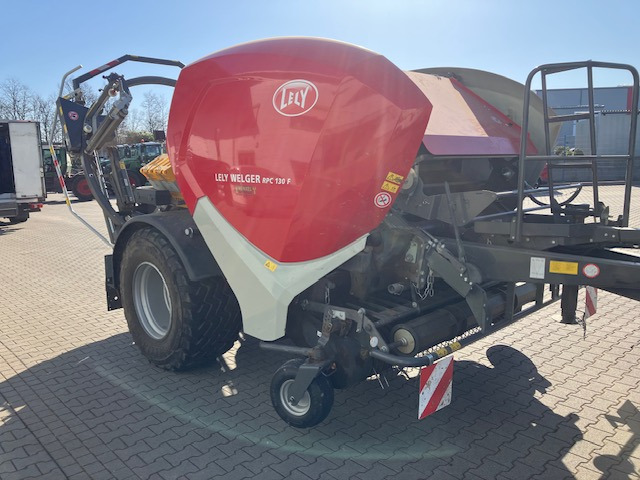 Lely Welger RP 130 F - Hay and forage equipment: picture 2 Lely Welger RP 130 F - Hay and forage equipment: picture 2