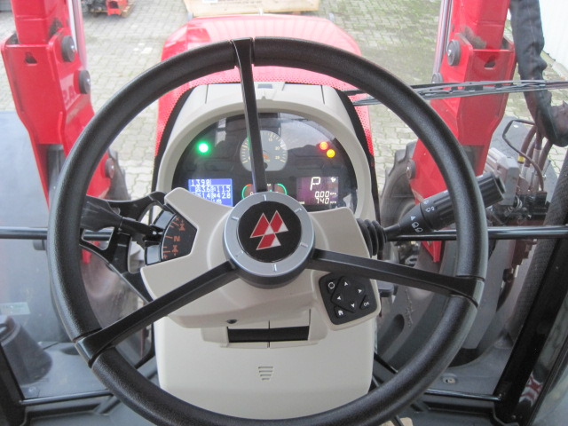 Massey Ferguson 6614 Dyna-VT - Farm tractor: picture 3 Massey Ferguson 6614 Dyna-VT - Farm tractor: picture 3