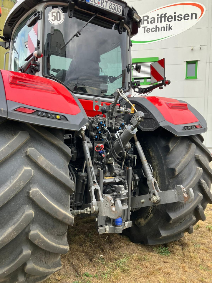 Massey Ferguson 8S.305 Dyna-VT EXCLUSIVE - Farm tractor: picture 3 Massey Ferguson 8S.305 Dyna-VT EXCLUSIVE - Farm tractor: picture 3